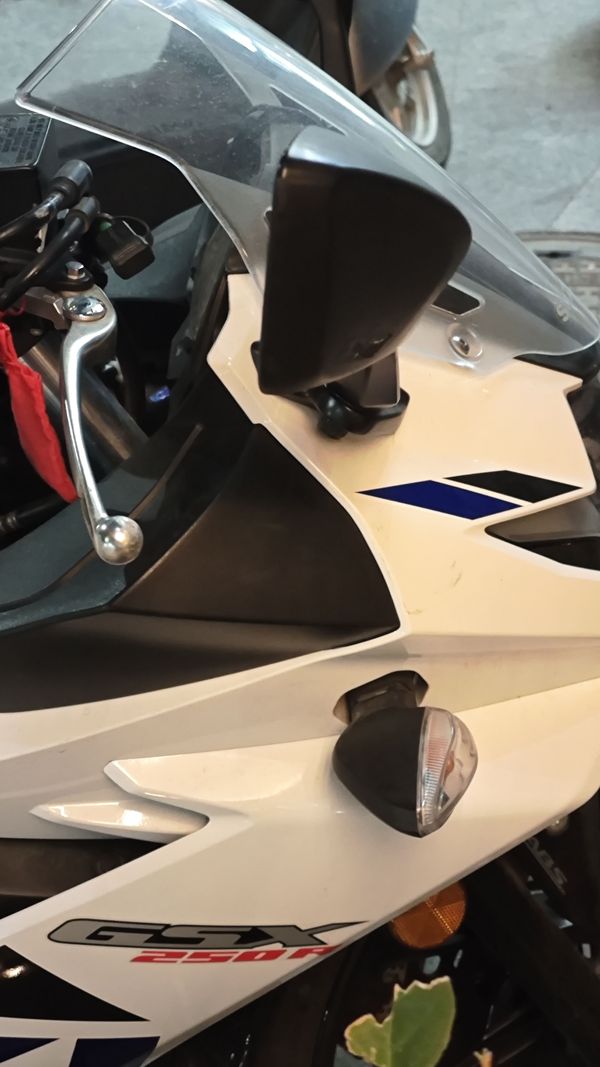 二手豪爵铃木GSX250R