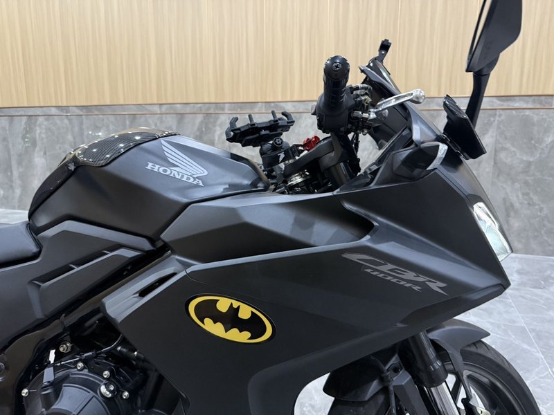 二手本田CBR400R