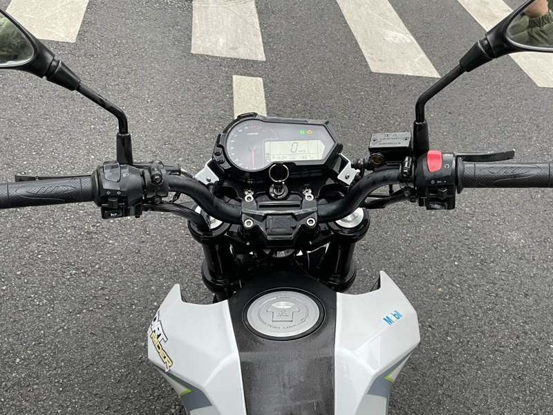 二手贝纳利小暴龙TNT125