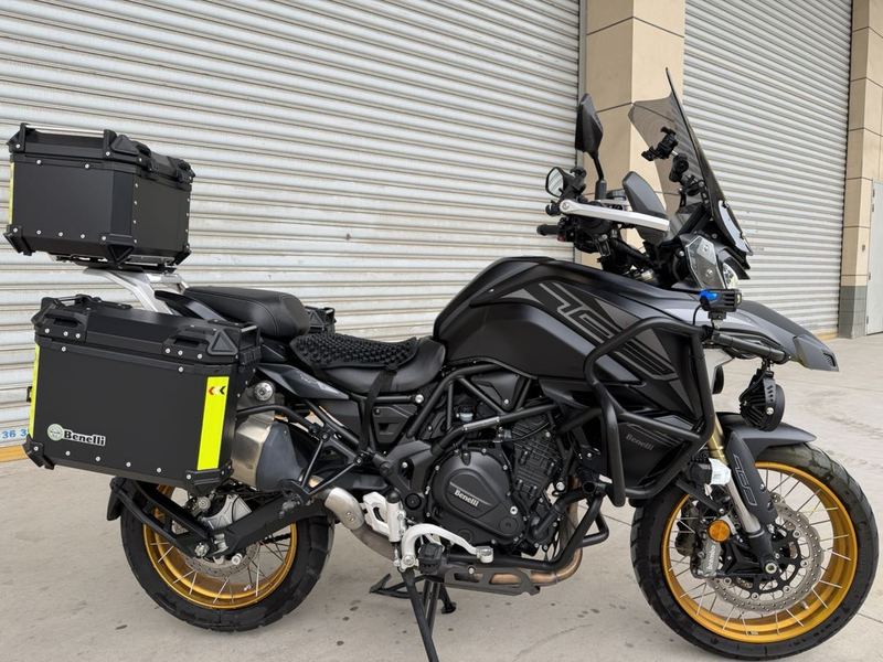 二手贝纳利TRK702