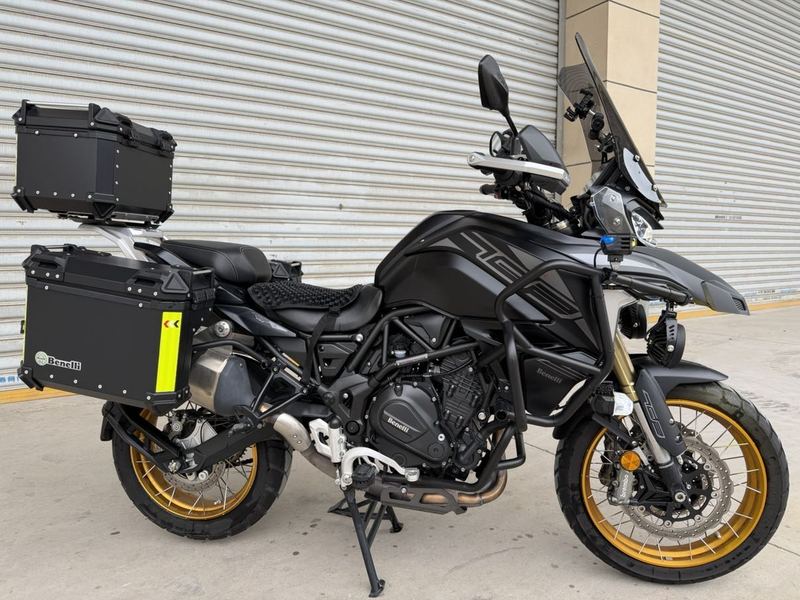 二手贝纳利TRK702