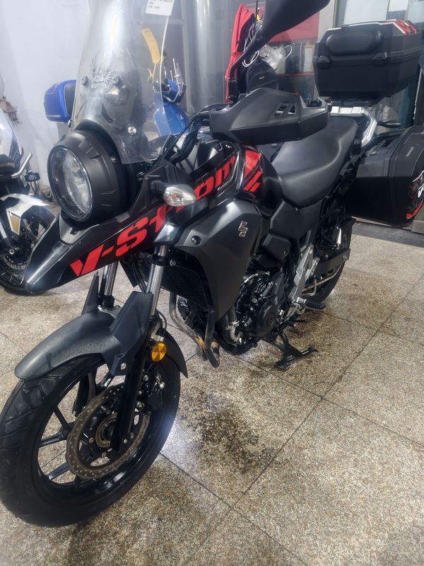 二手豪爵铃木DL250