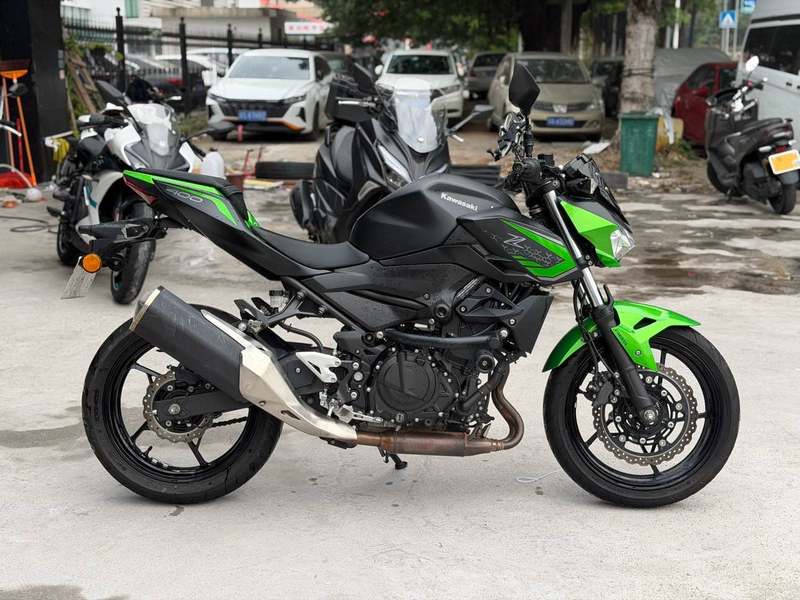二手川崎Z400