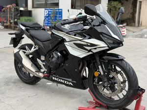 二手本田CBR400R