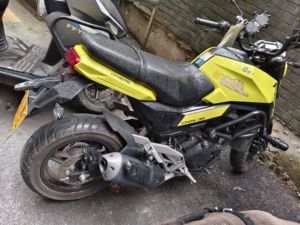 二手春风ST狒狒