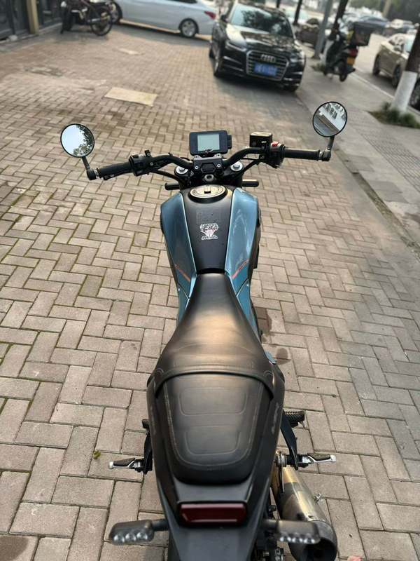 二手贝纳利幼狮 Leoncino 150