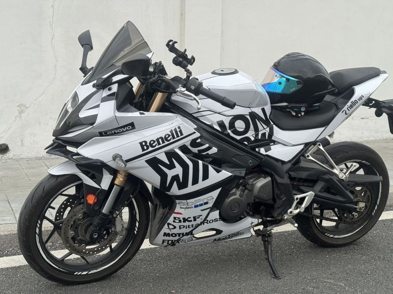 二手贝纳利龙卷风 Tornado 302R