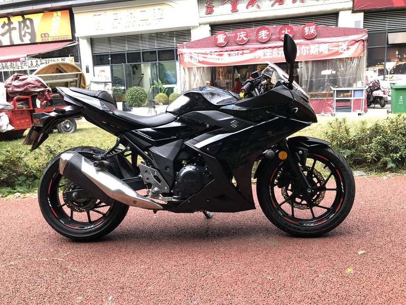 二手豪爵铃木GSX250R