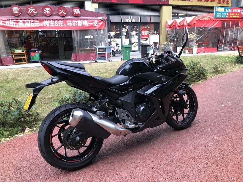二手豪爵铃木GSX250R