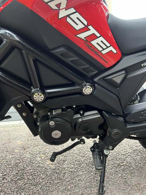 二手银钢小怪兽150