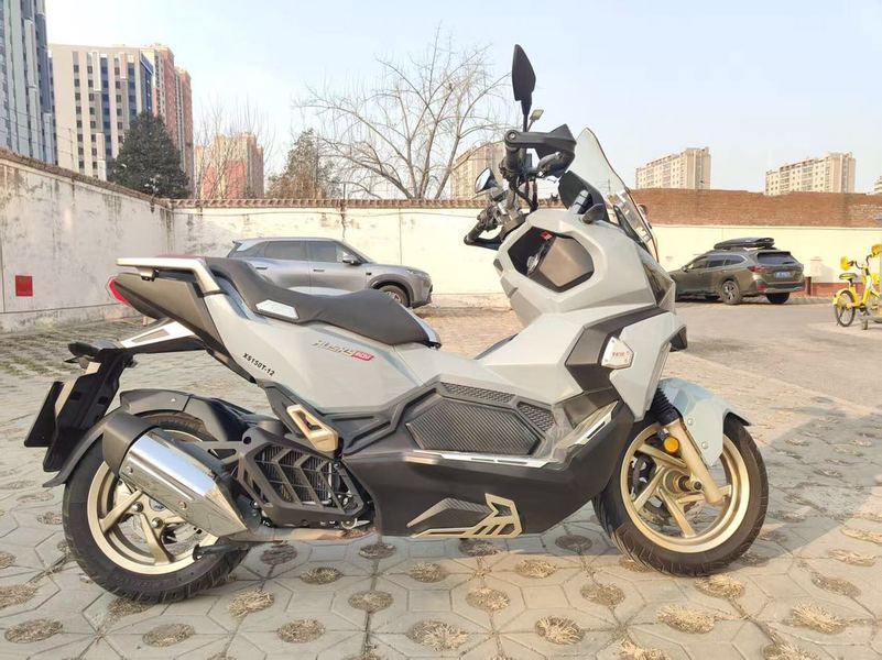 二手三阳哈士奇 Husky ADV150