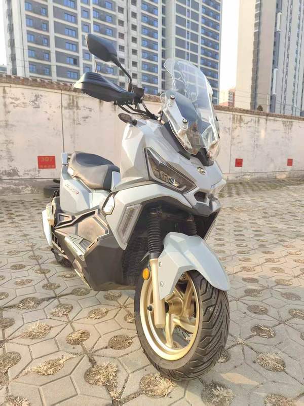 二手三阳哈士奇 Husky ADV150