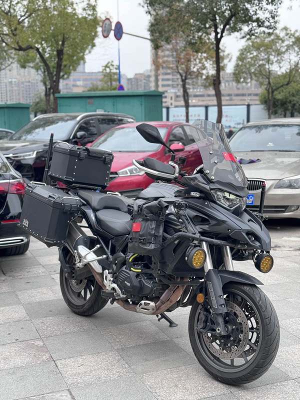 二手贝纳利TRK552