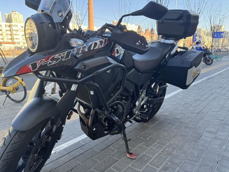 二手豪爵铃木DL250