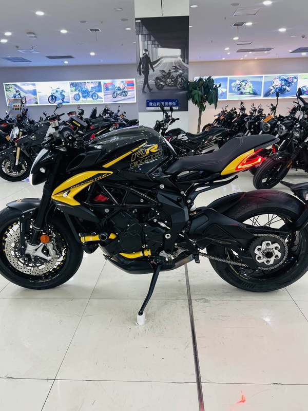 二手奥古斯塔Dragster 800