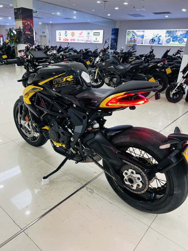 二手奥古斯塔Dragster 800