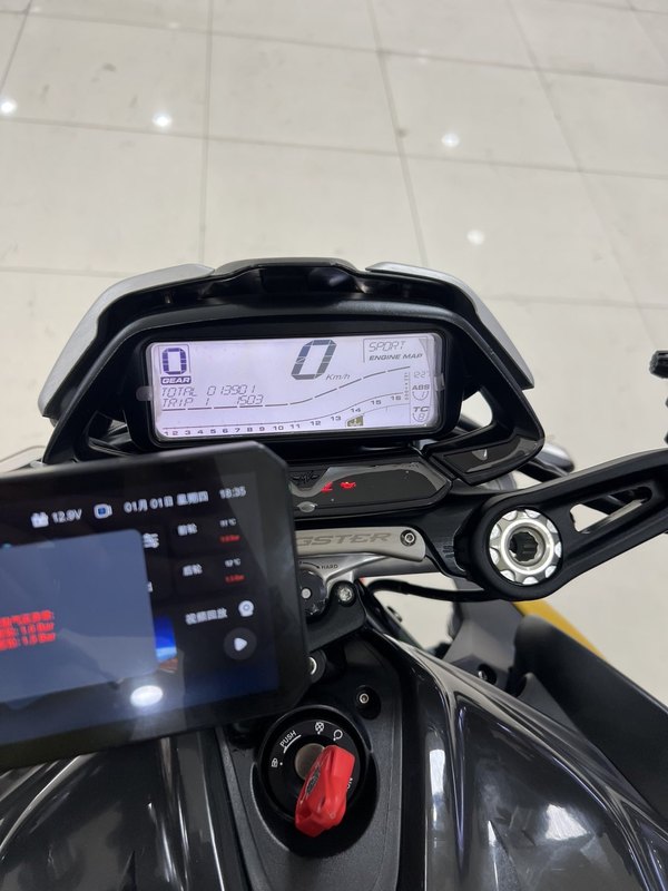 二手奥古斯塔Dragster 800