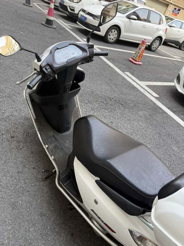 二手五羊本田SCR 喜蕴100