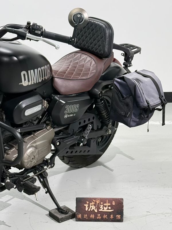 二手QJMOTOR闪300