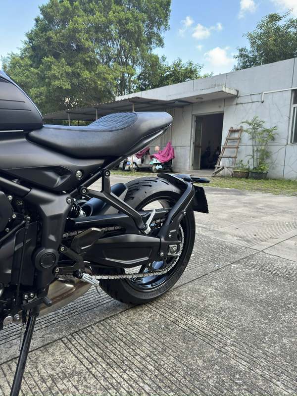 二手凯旋Trident 660