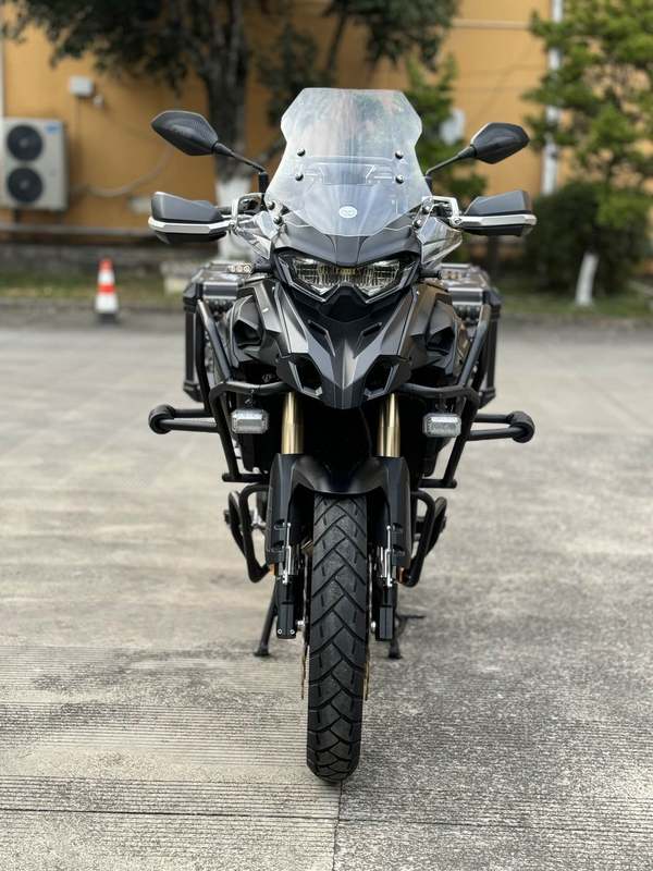 二手贝纳利TRK552