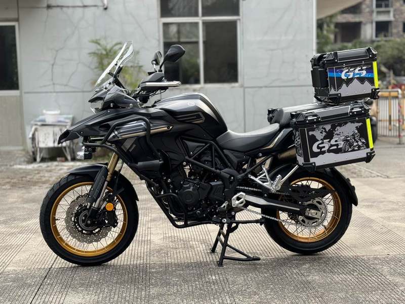 二手贝纳利TRK552