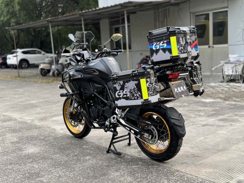 二手贝纳利TRK552