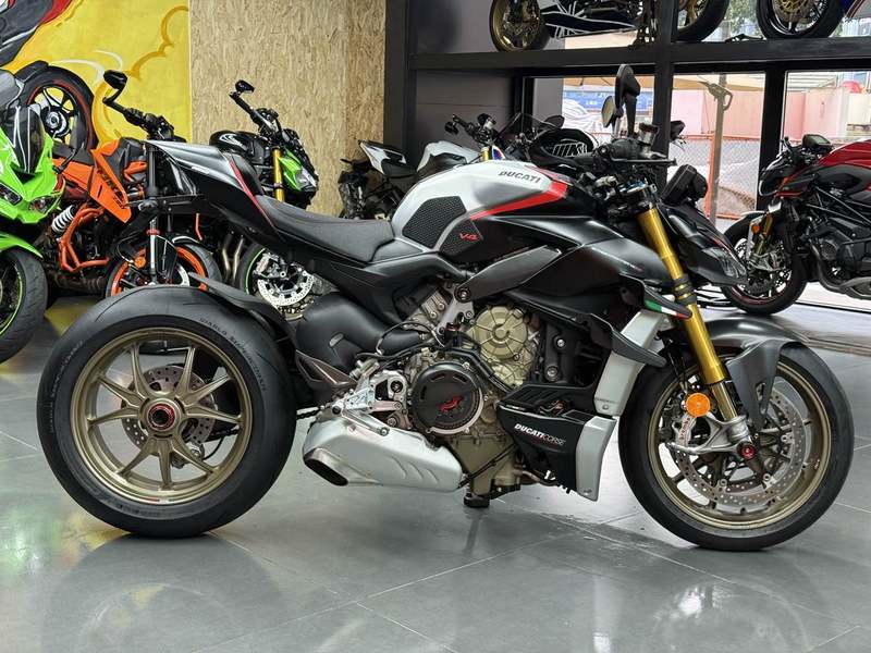 二手杜卡迪Street Fighter V4