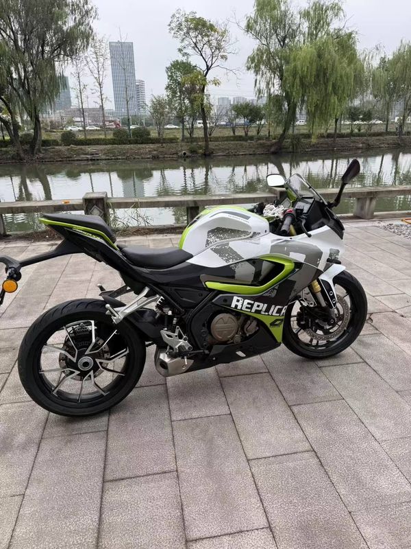 二手QJMOTOR赛250