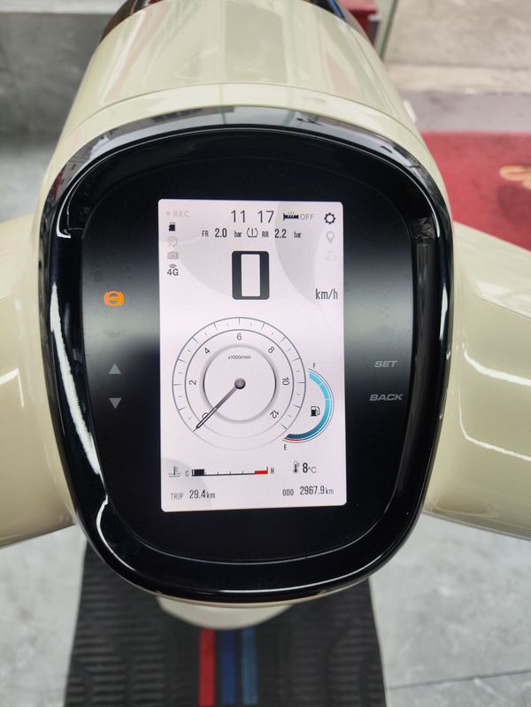 二手南方梦拉丽莎 飞戈