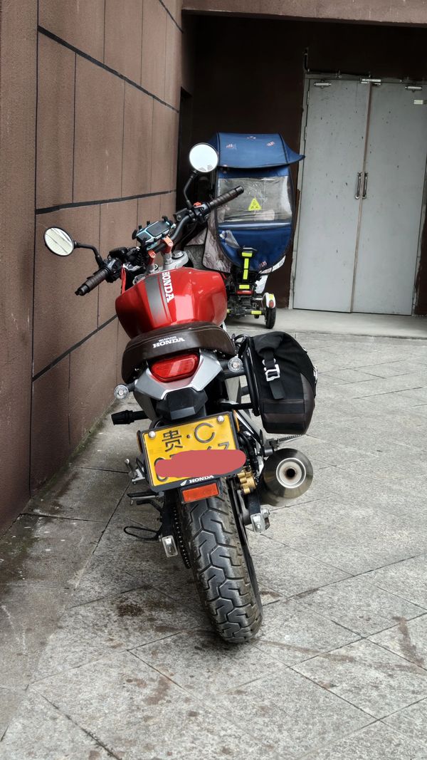 二手五羊本田鸷道 CB190SS