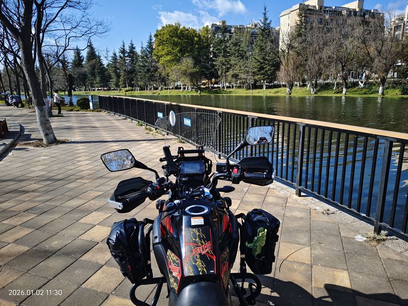 二手豪爵铃木DL250