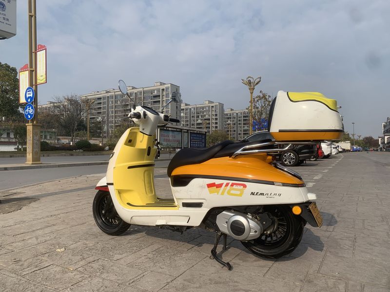 二手南方梦拉丽莎 飞戈