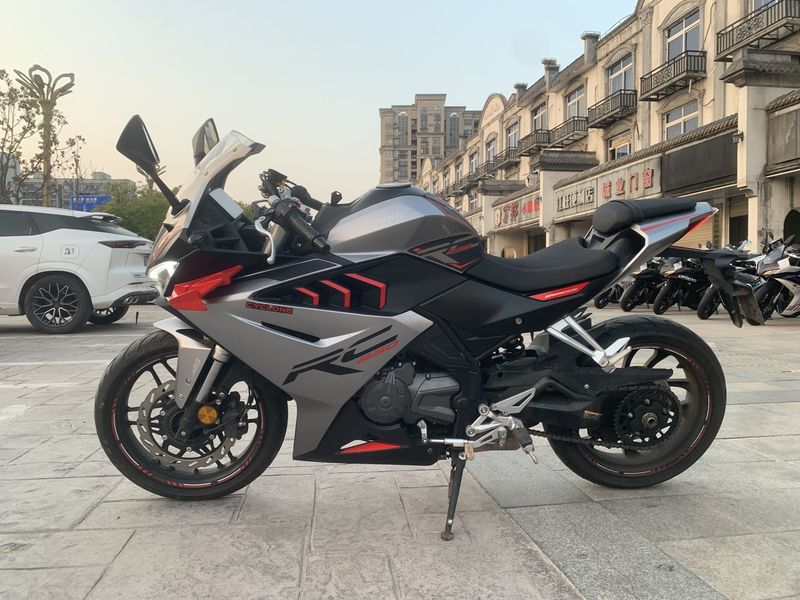 二手赛科龙RC250