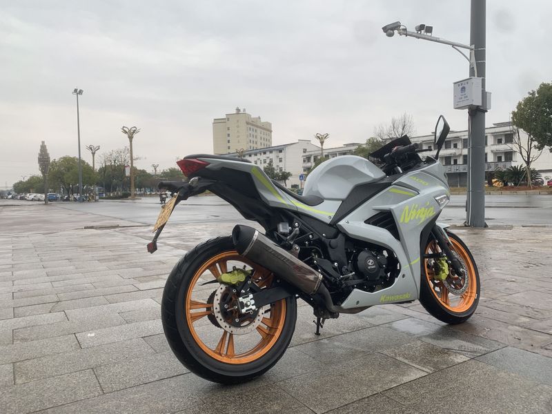 二手新世纪战隼1代