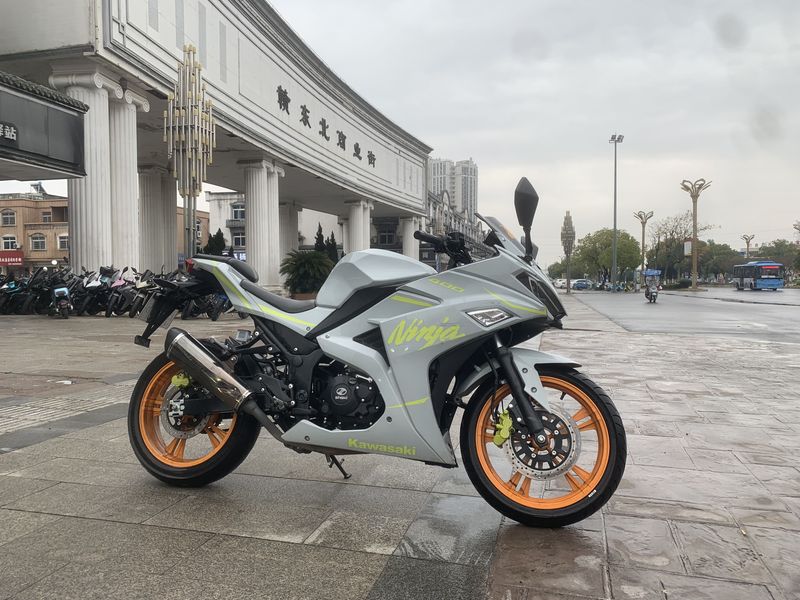 二手新世纪战隼1代