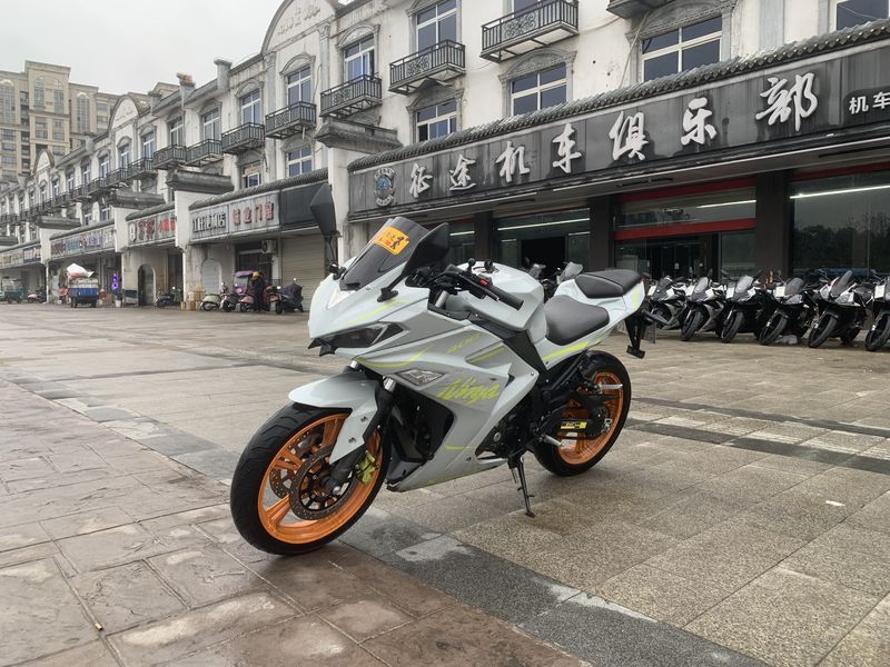 二手新世纪战隼1代