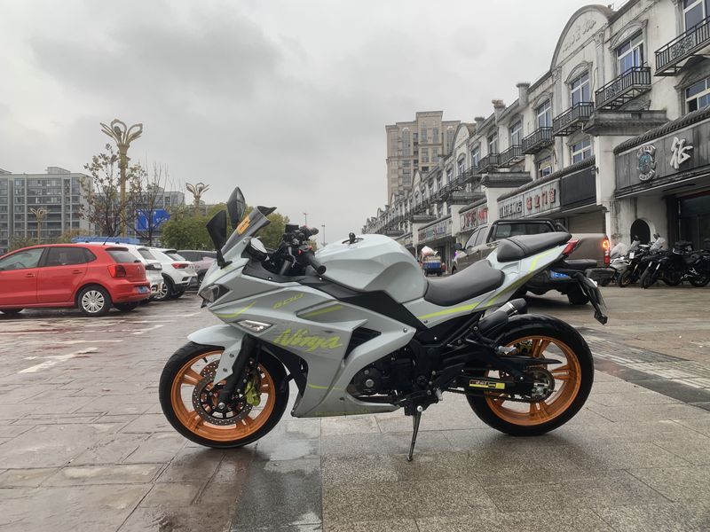 二手新世纪战隼1代