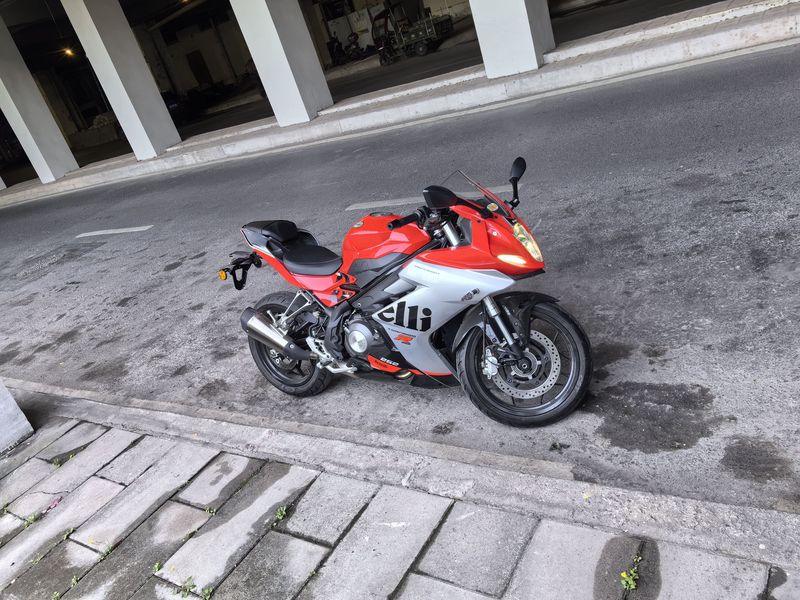 二手贝纳利龙卷风 Tornado 252R