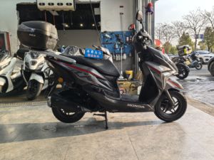 二手新大洲本田裂行 RX125Fi