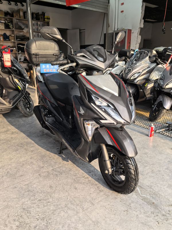 二手新大洲本田裂行 RX125Fi