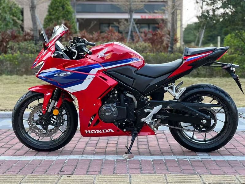 二手本田CBR400R