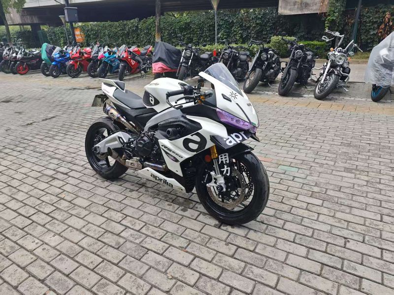 二手阿普利亚RS 660 