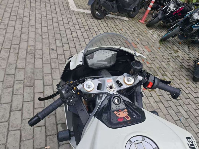 二手阿普利亚RS 660 