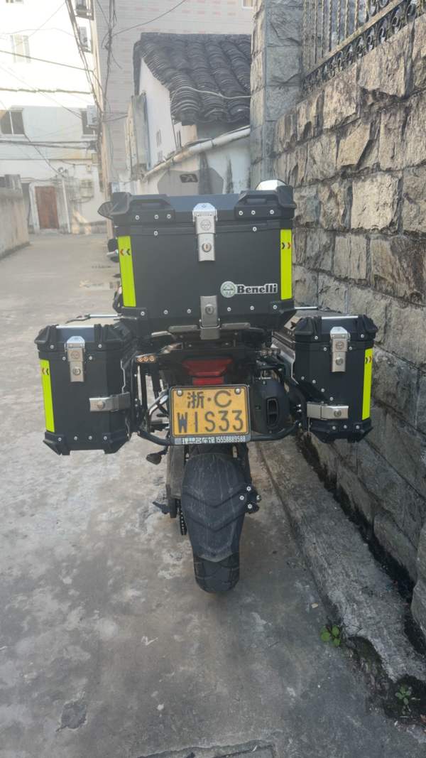 二手贝纳利TRK552