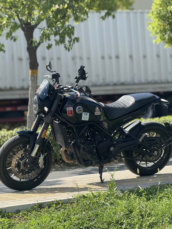 二手贝纳利幼狮 Leoncino 500