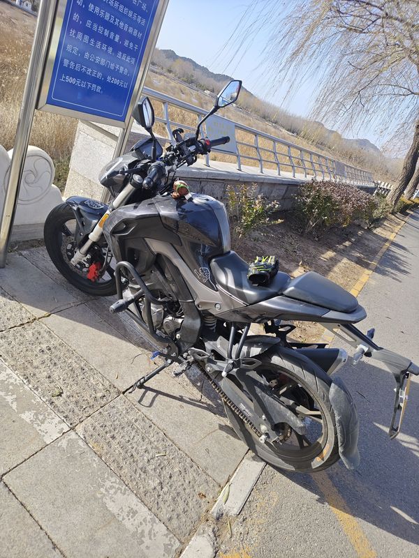 二手贝纳利小迅龙 BN150S