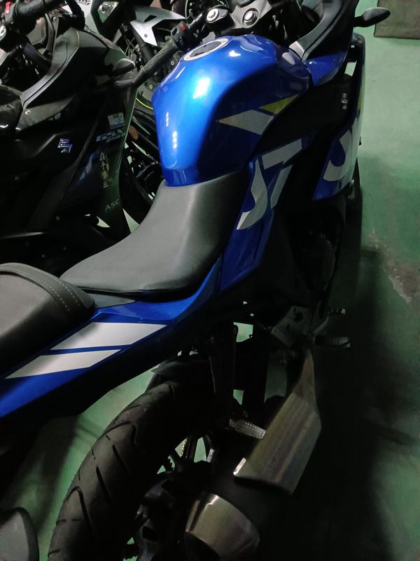 二手豪爵铃木GSX250R