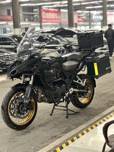 二手贝纳利TRK552