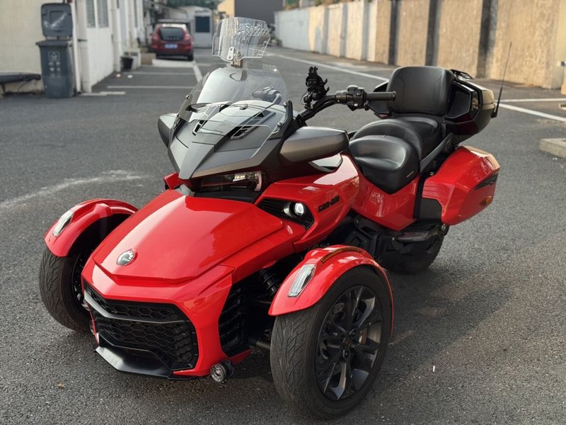 二手庞巴迪Spyder F3 